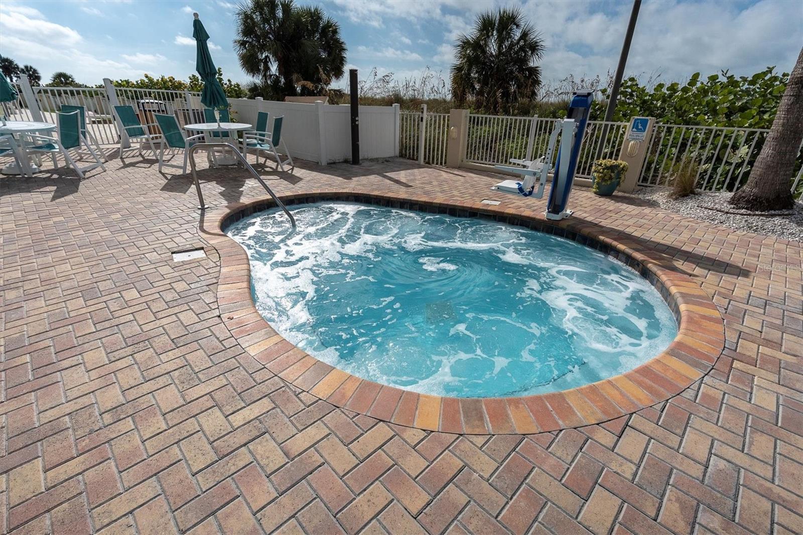 SUNSET VISTAS CONDO HOTEL ON THE GULF - Residential