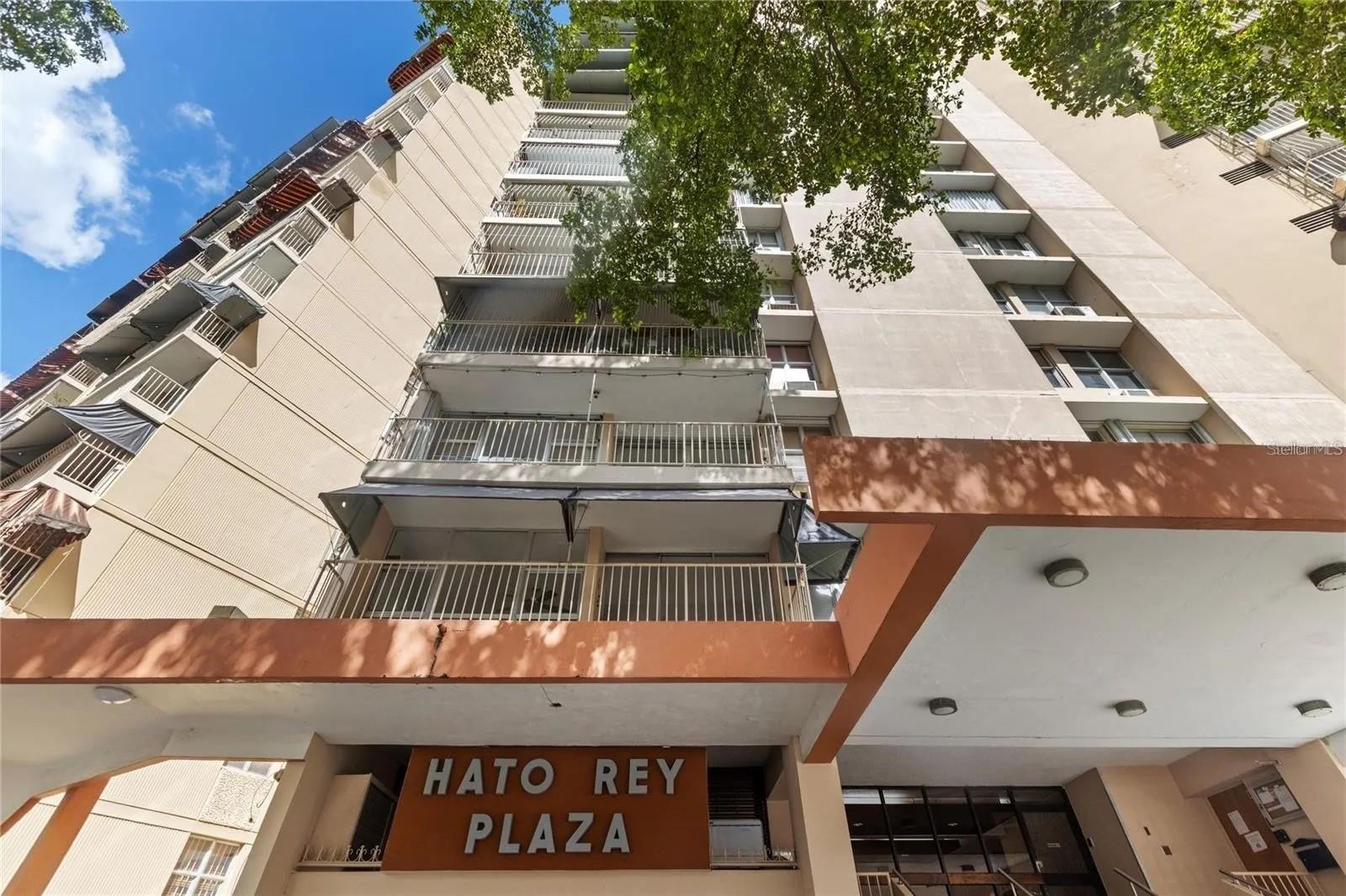 CONDOMINIO HATO REY PLAZAS - Residential