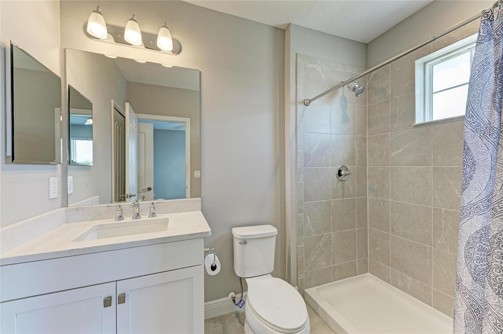 WINDWARD/LAKEWOOD RANCH PH 1 - Residential Lease