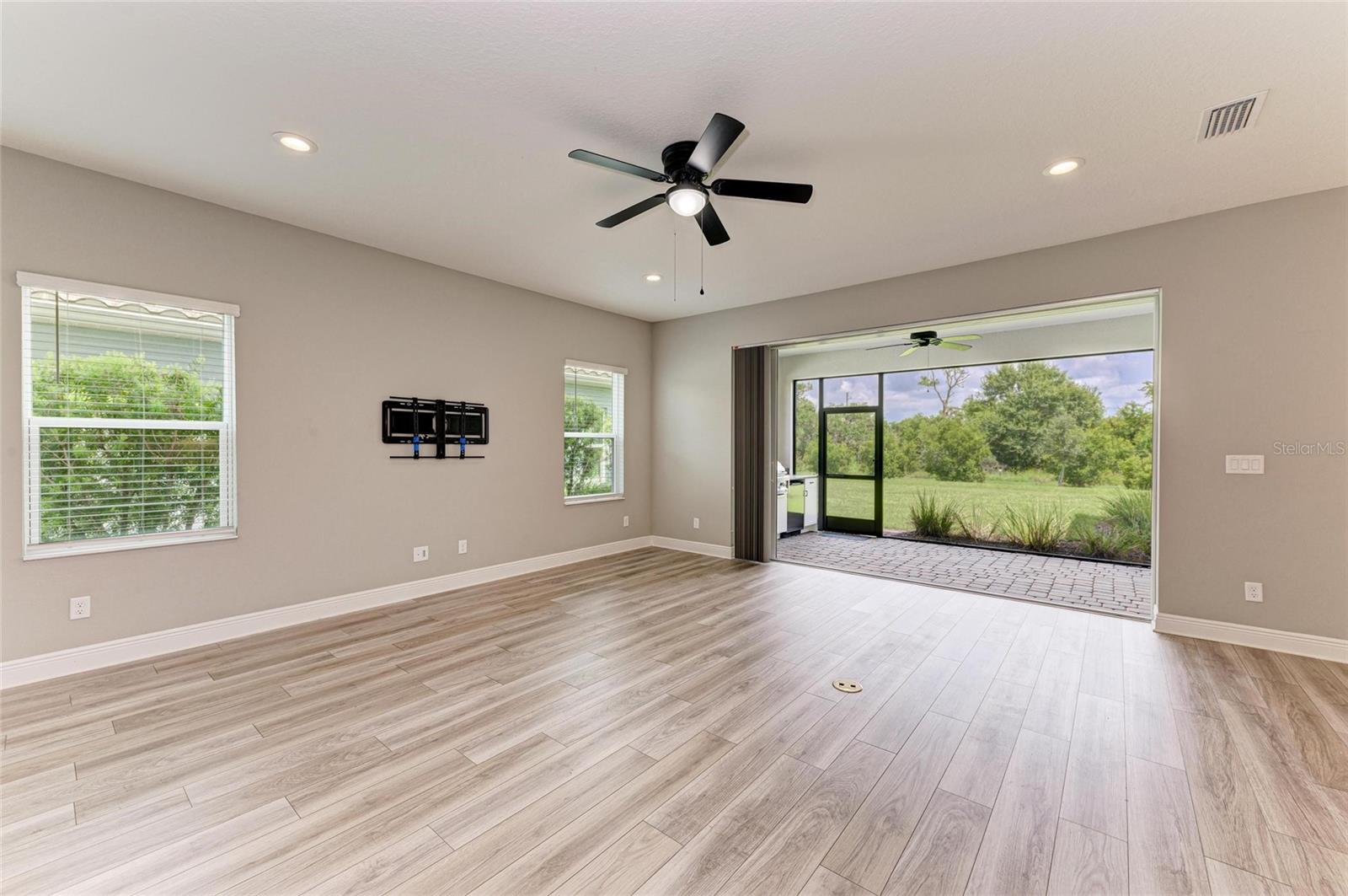 WINDWARD/LAKEWOOD RANCH PH 1 - Residential Lease