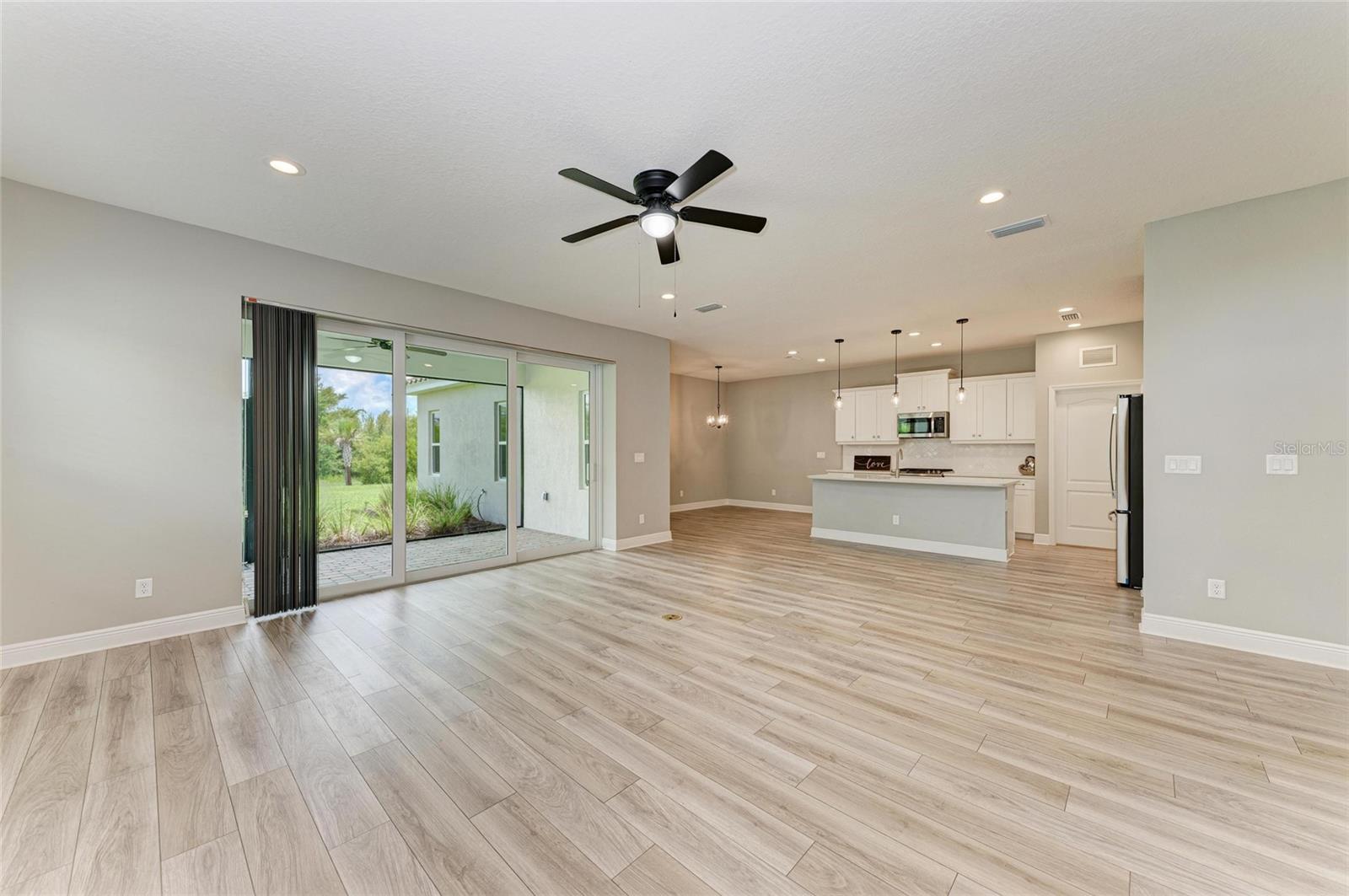 WINDWARD/LAKEWOOD RANCH PH 1 - Residential Lease