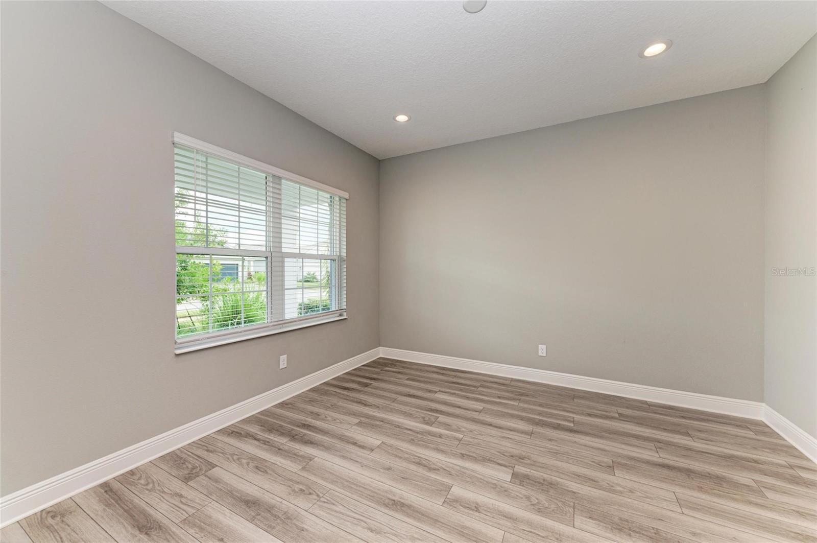 WINDWARD/LAKEWOOD RANCH PH 1 - Residential Lease