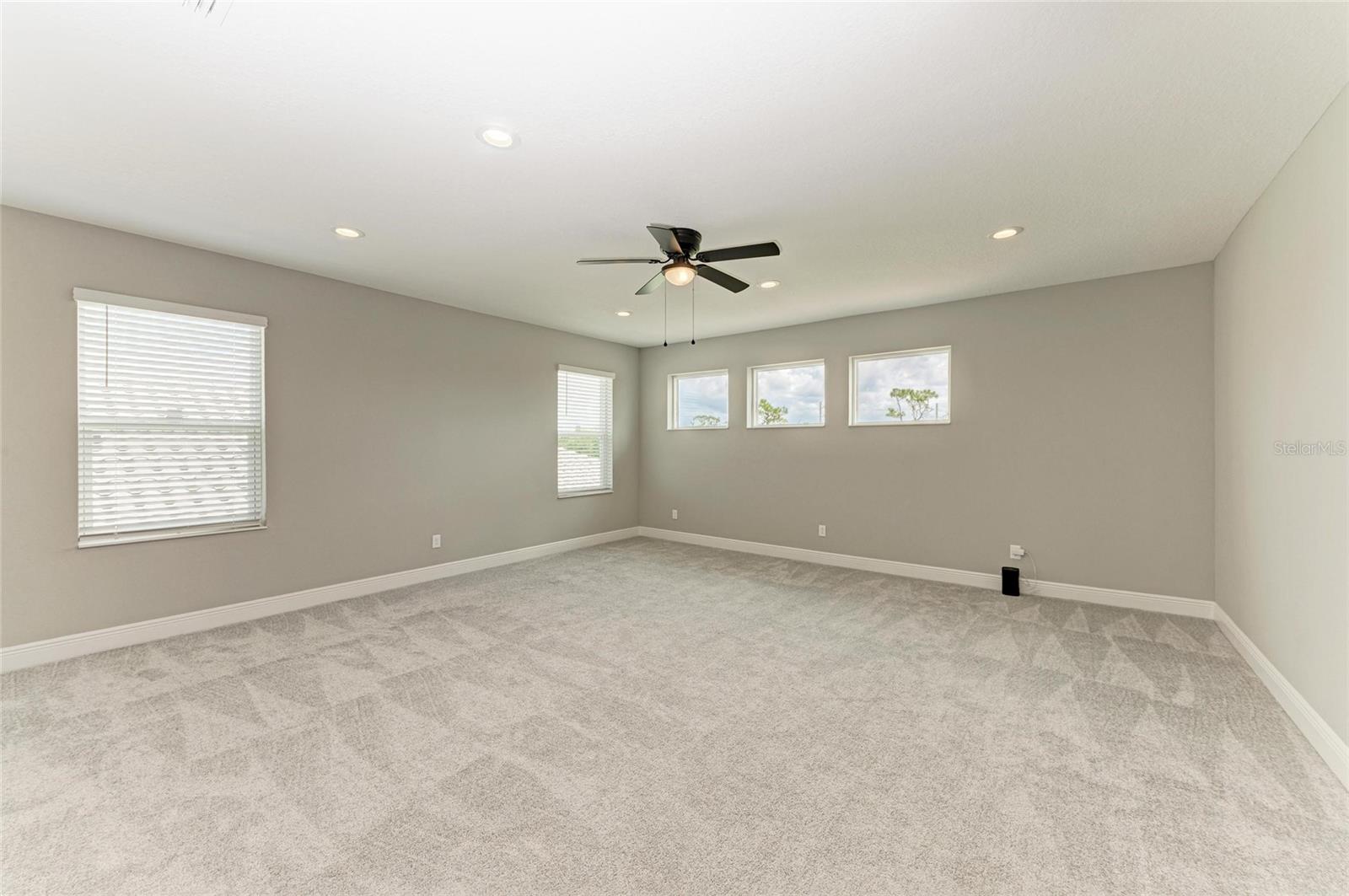 WINDWARD/LAKEWOOD RANCH PH 1 - Residential Lease