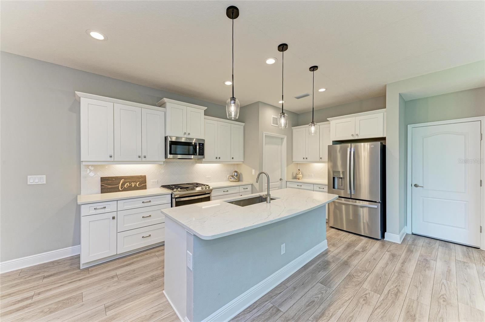 WINDWARD/LAKEWOOD RANCH PH 1 - Residential Lease