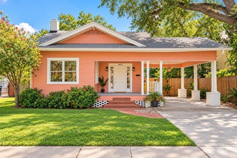 Photo of 2410 W Jetton Avenue, Tampa, FL 33629 (MLS # O6448531)