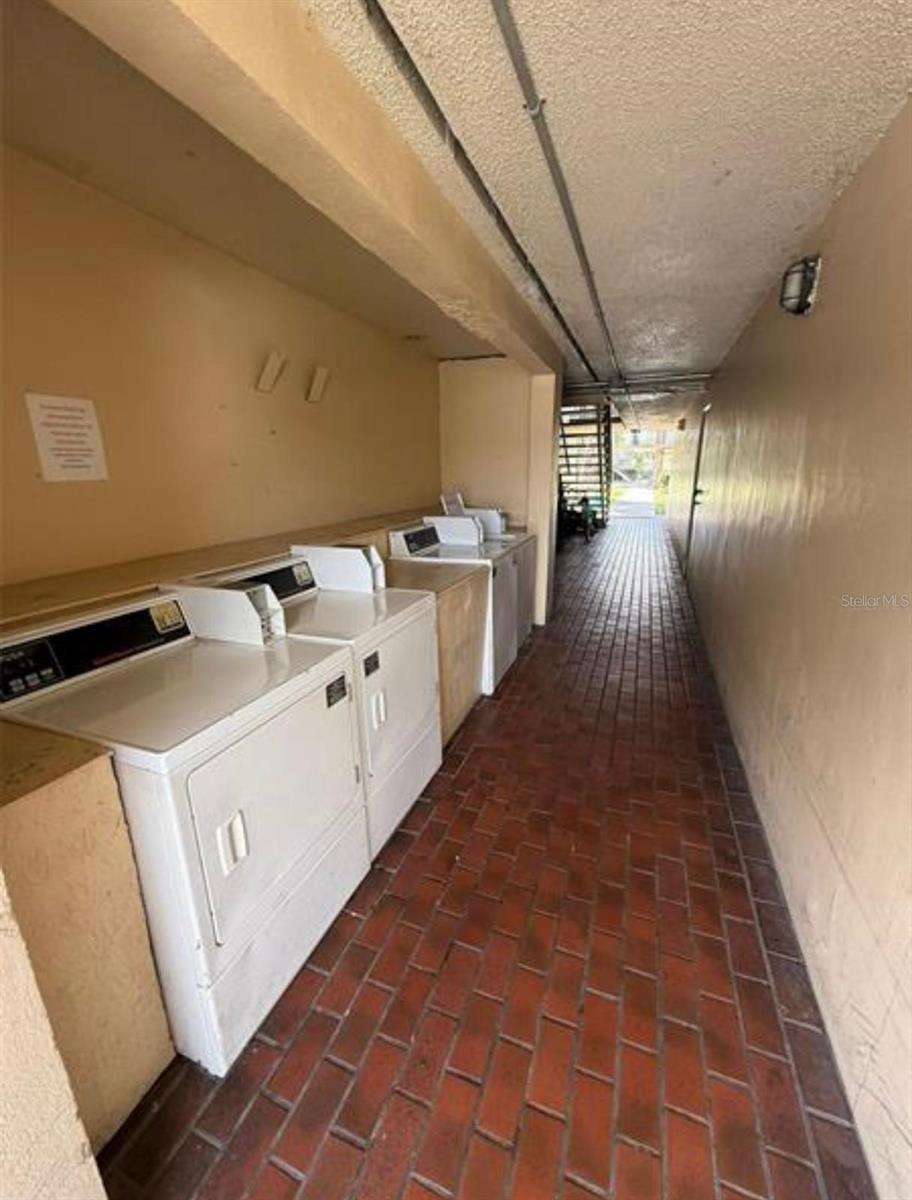 SANDLAKE COURTYARDS CONDO 5901/3515 - Residential Lease