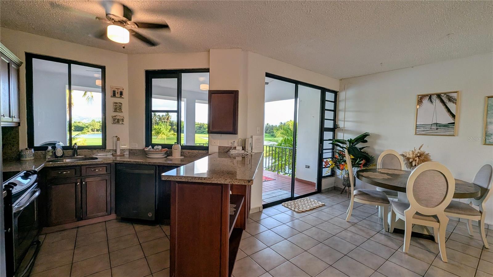 FAIRLAKES VILLAGE COMMUNITY - Residential Lease