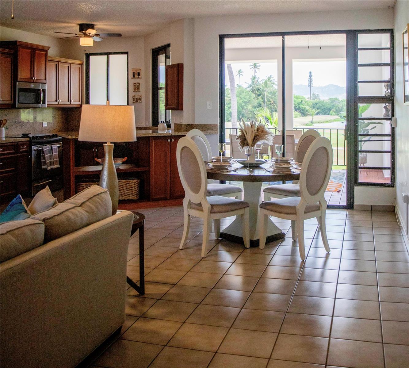 FAIRLAKES VILLAGE COMMUNITY - Residential Lease