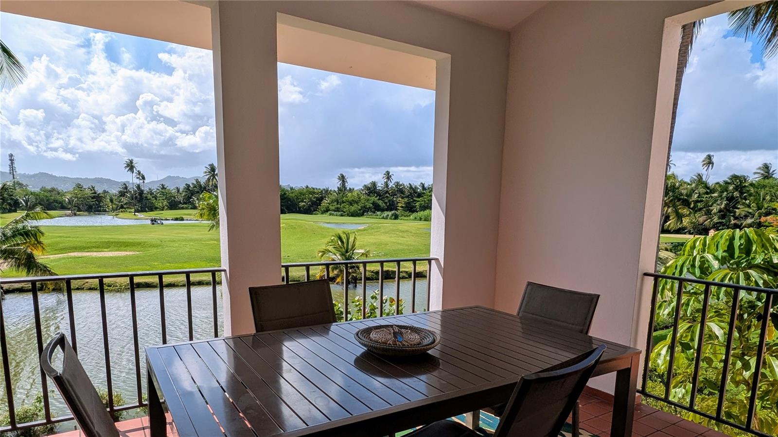 FAIRLAKES VILLAGE COMMUNITY - Residential Lease