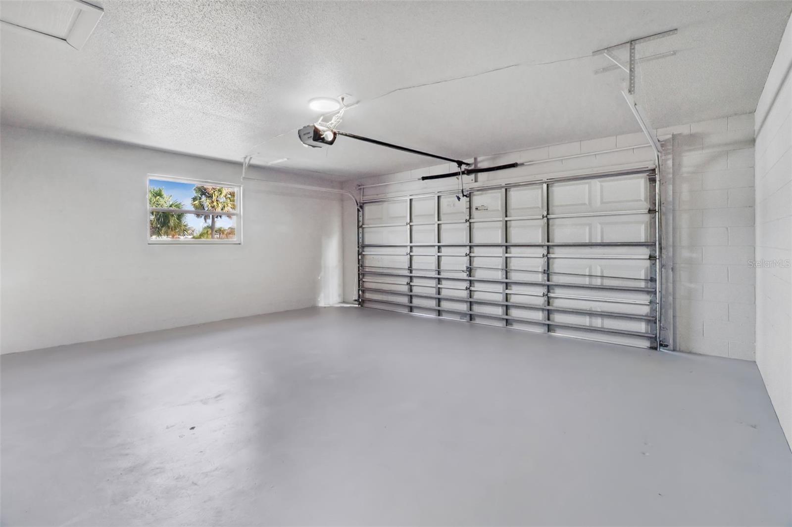 CARIBBEAN ISLES UNIT 03 - Residential