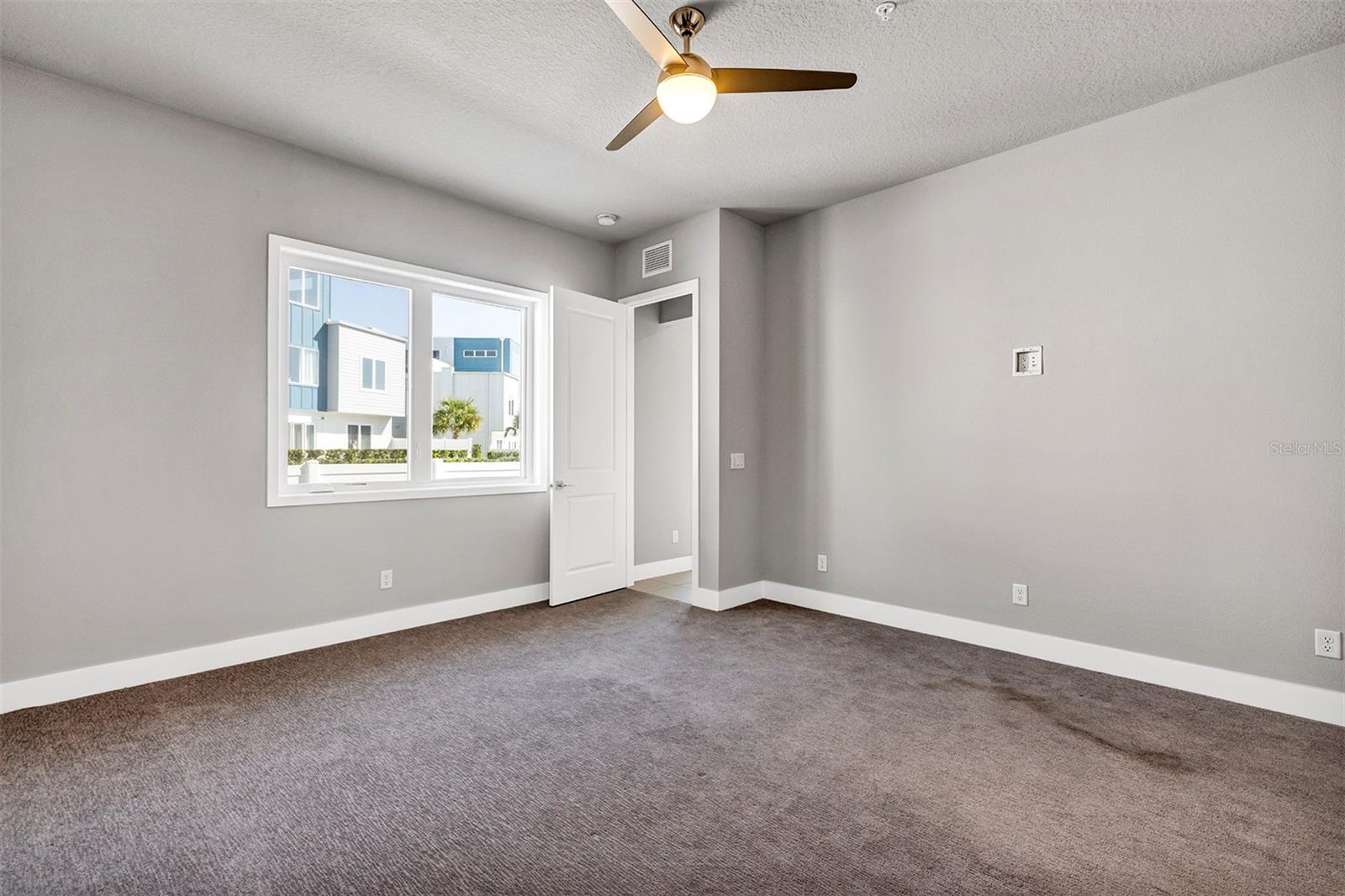 SPECTRUM AT REUNION CONDO PH 7A & 7B - Residential