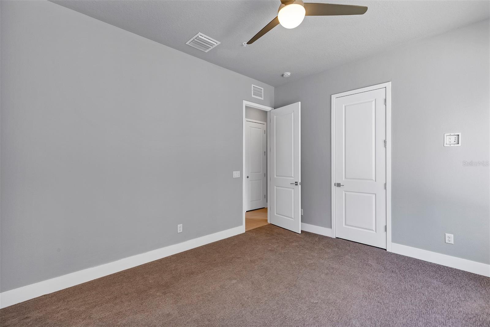 SPECTRUM AT REUNION CONDO PH 7A & 7B - Residential