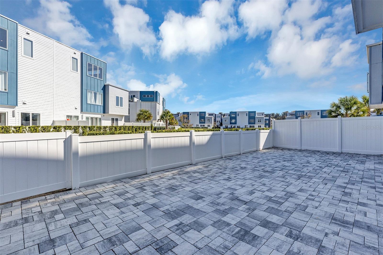 SPECTRUM AT REUNION CONDO PH 7A & 7B - Residential