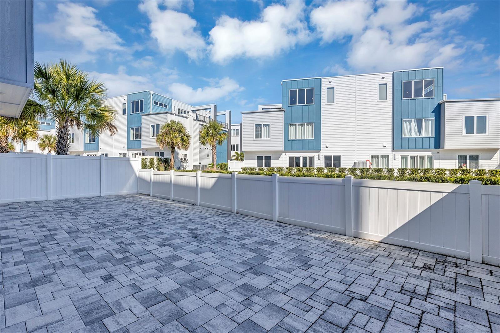 SPECTRUM AT REUNION CONDO PH 7A & 7B - Residential