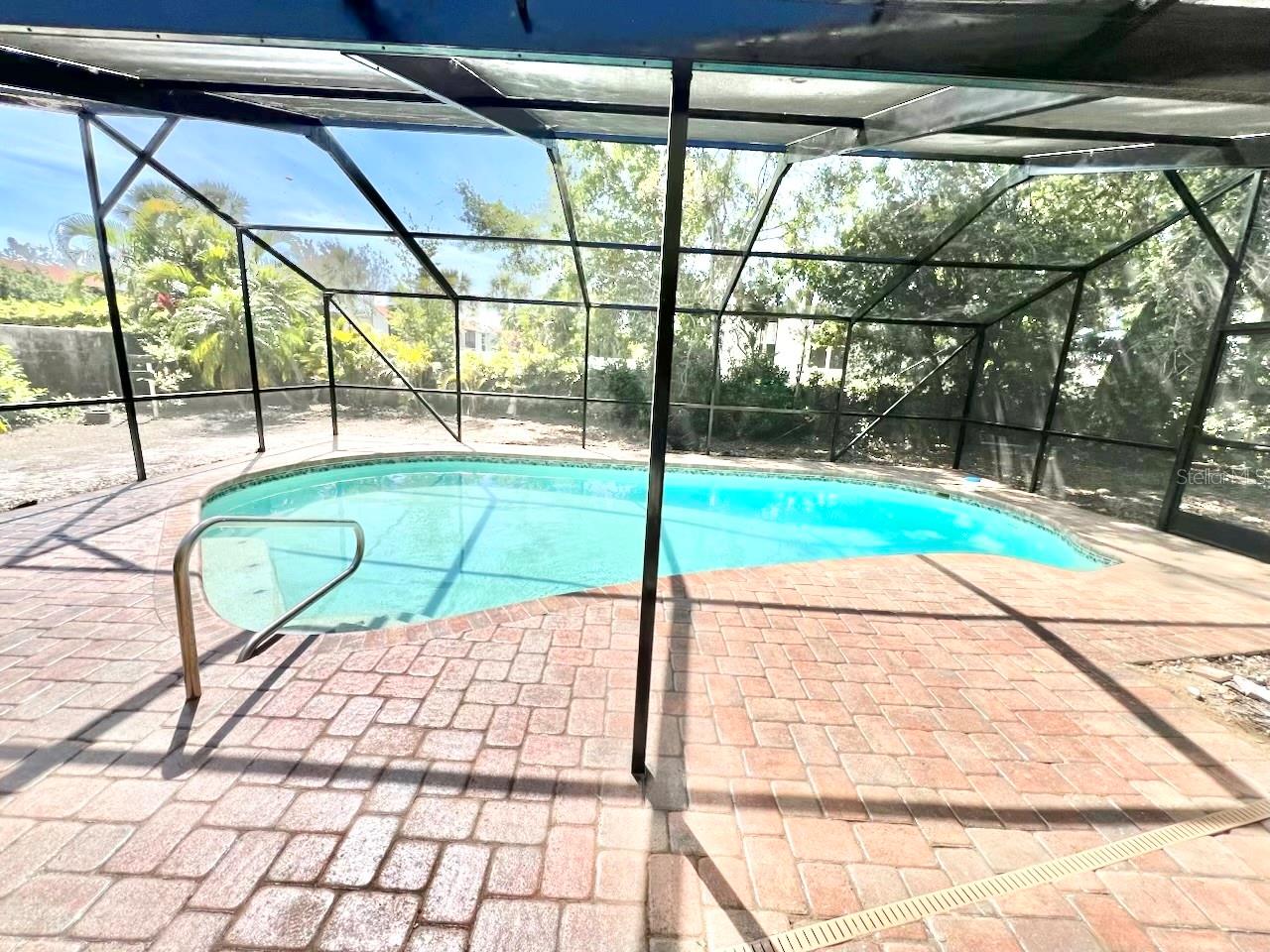 3320 RIVIERA DRIVE