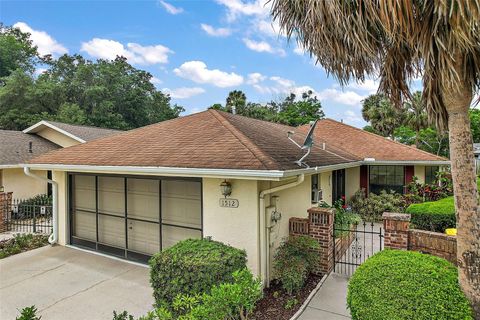 Photo of 1512 S Pointe Drive, Leesburg, FL 34748 (MLS # G5095455)