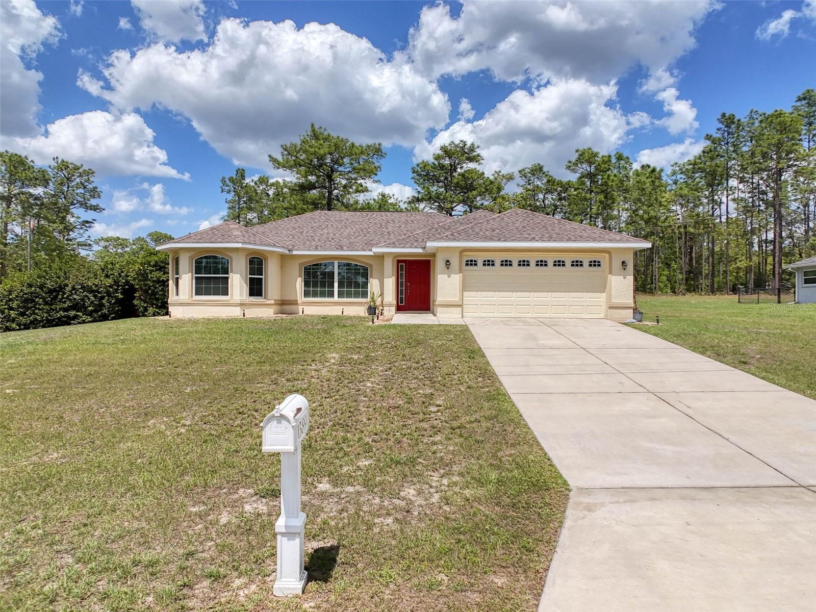 1389 W VALIANT PLACE