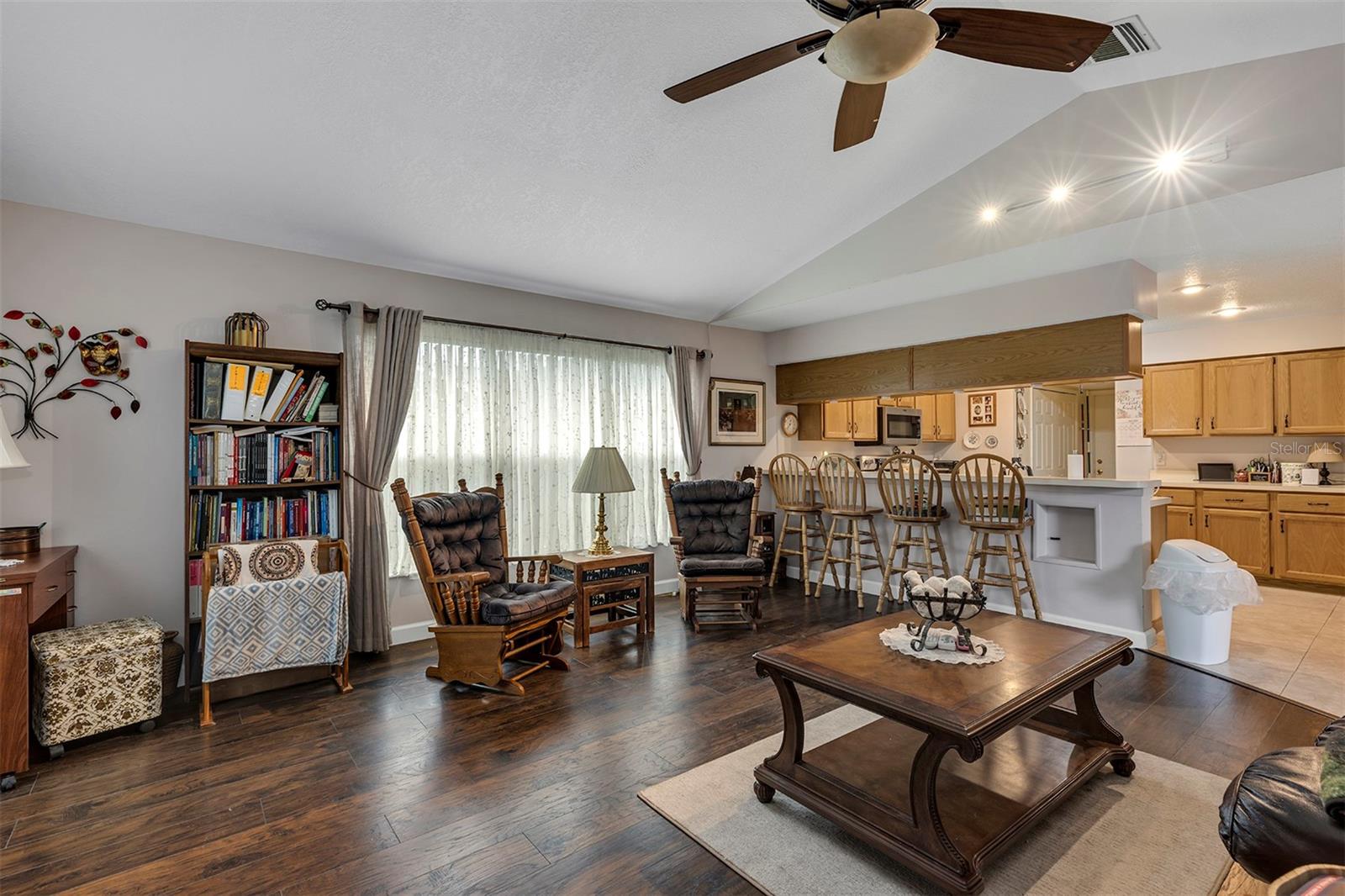 SILVER GLEN PH 01 VILLAGE 02 - Residential