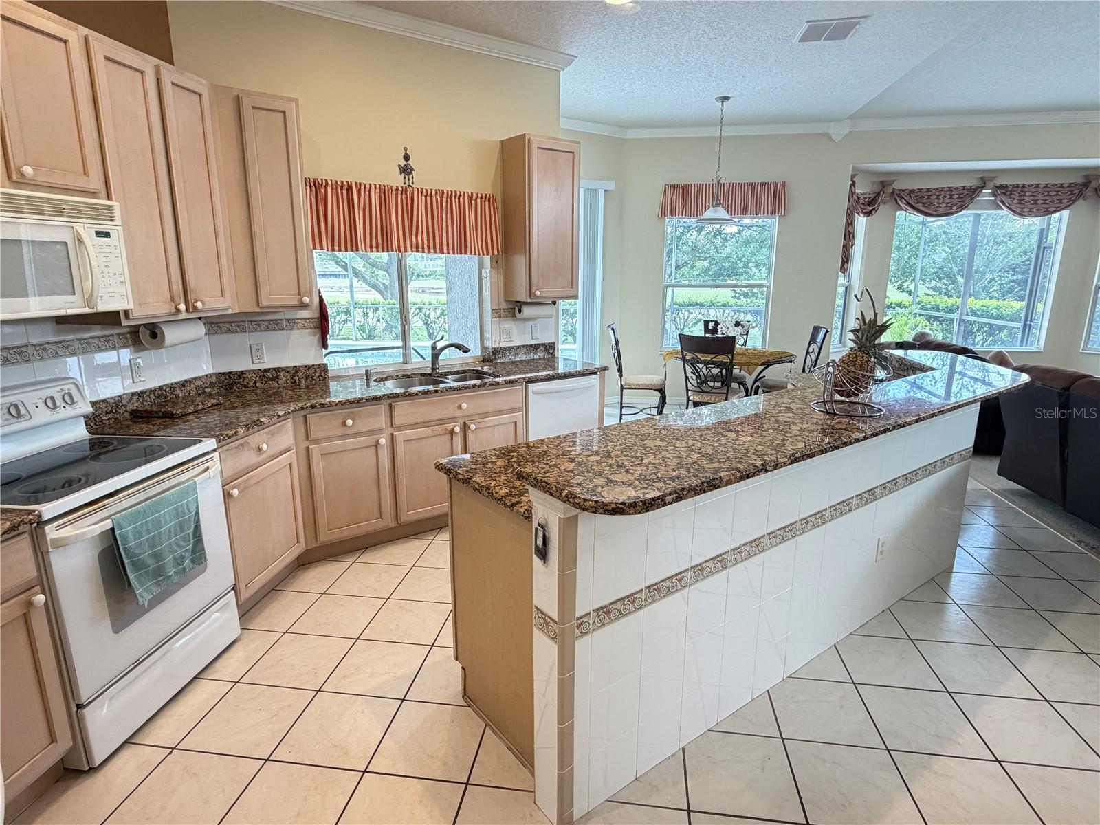 STONEYBROOK - Residential
