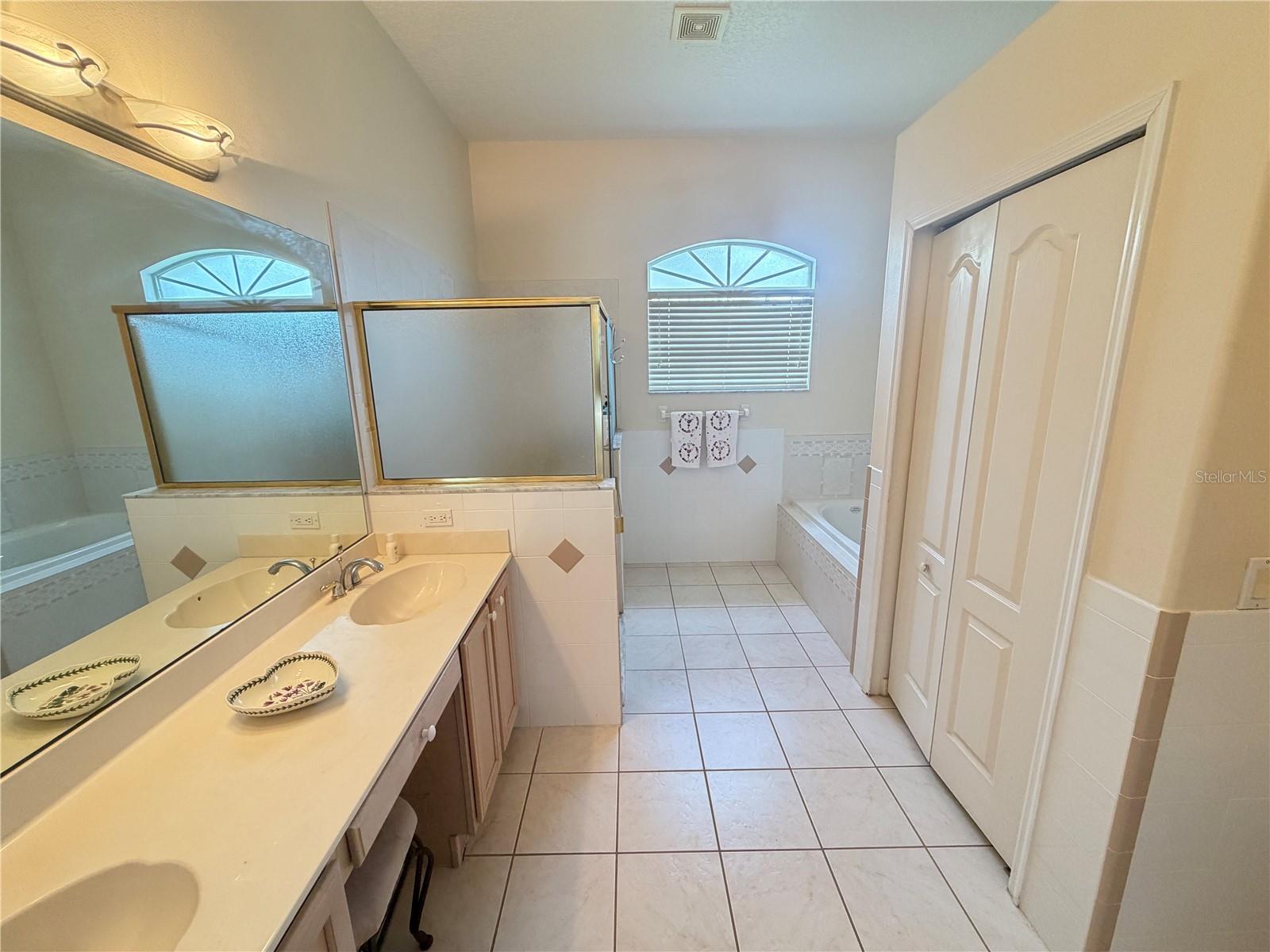 STONEYBROOK - Residential