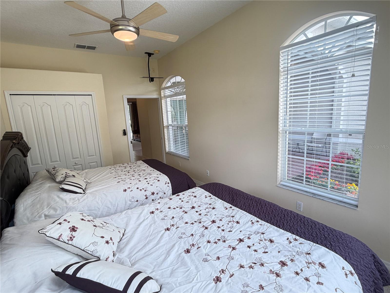 STONEYBROOK - Residential