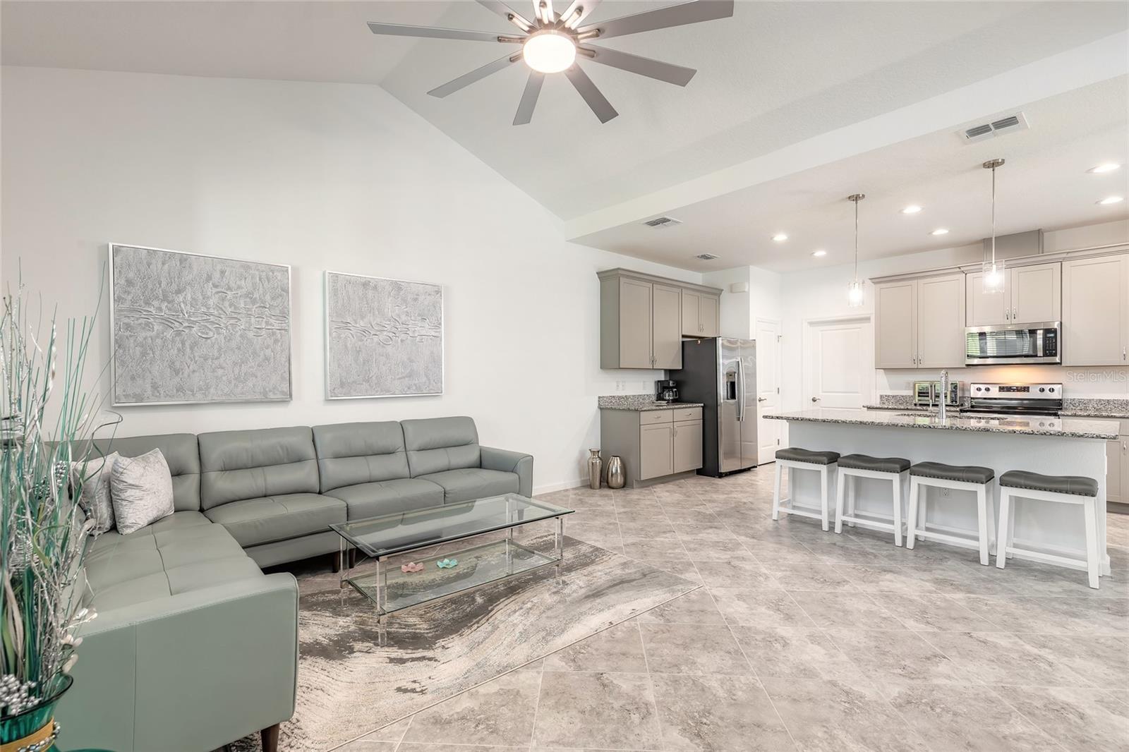 LATITUDE/DAYTONA BEACH PH 7 - Residential