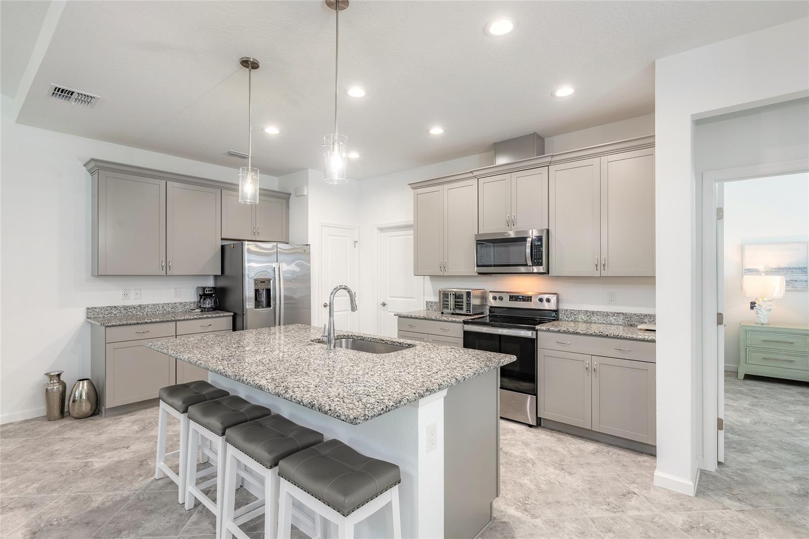 LATITUDE/DAYTONA BEACH PH 7 - Residential