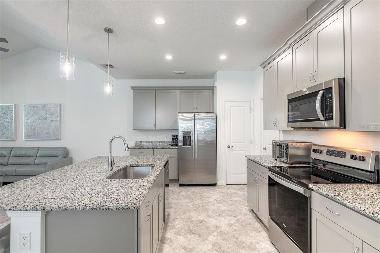 LATITUDE/DAYTONA BEACH PH 7 - Residential