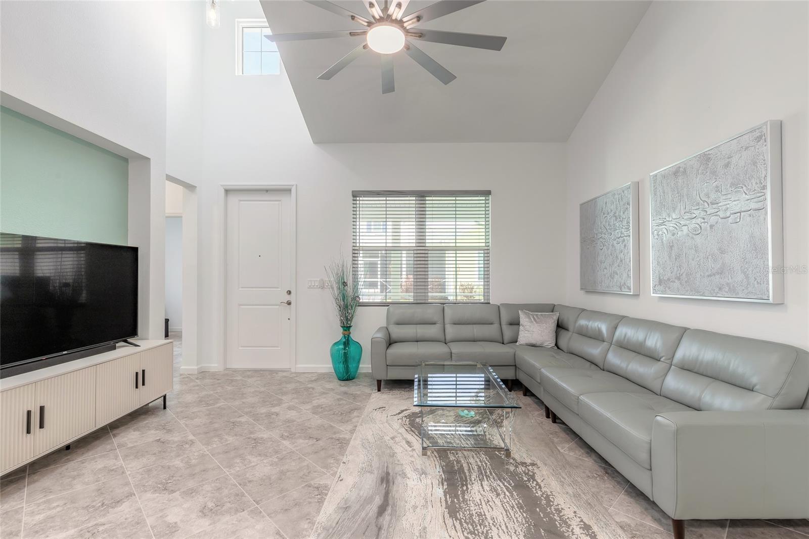 LATITUDE/DAYTONA BEACH PH 7 - Residential