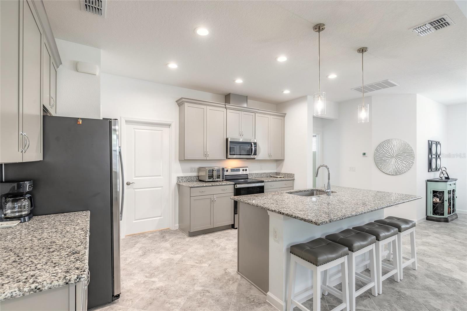 LATITUDE/DAYTONA BEACH PH 7 - Residential