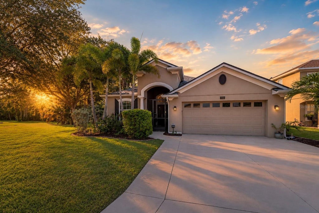 Photo of 5030 58th Terrace E, Bradenton, FL 34203 (MLS # A4708101)