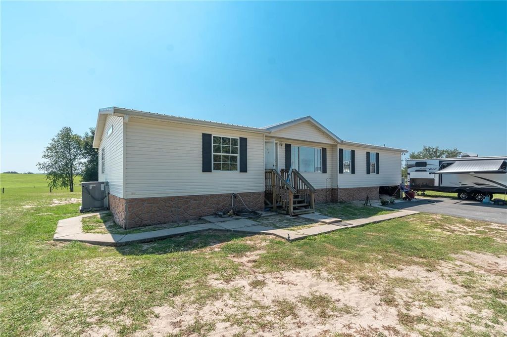 Photo of 2061 NW 165th Court Road, Dunnellon, FL 34432 (MLS # TB8428048)