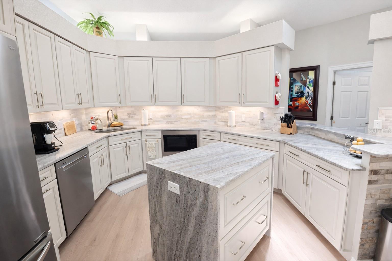 ROTONDA WEST LONG MEADOW - Residential