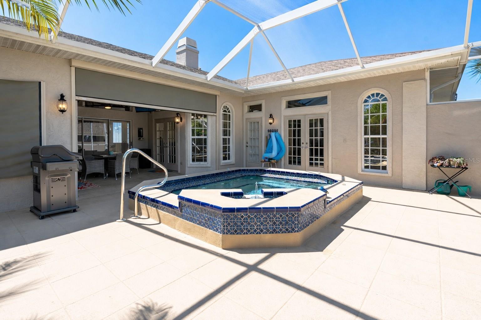 ROTONDA WEST LONG MEADOW - Residential