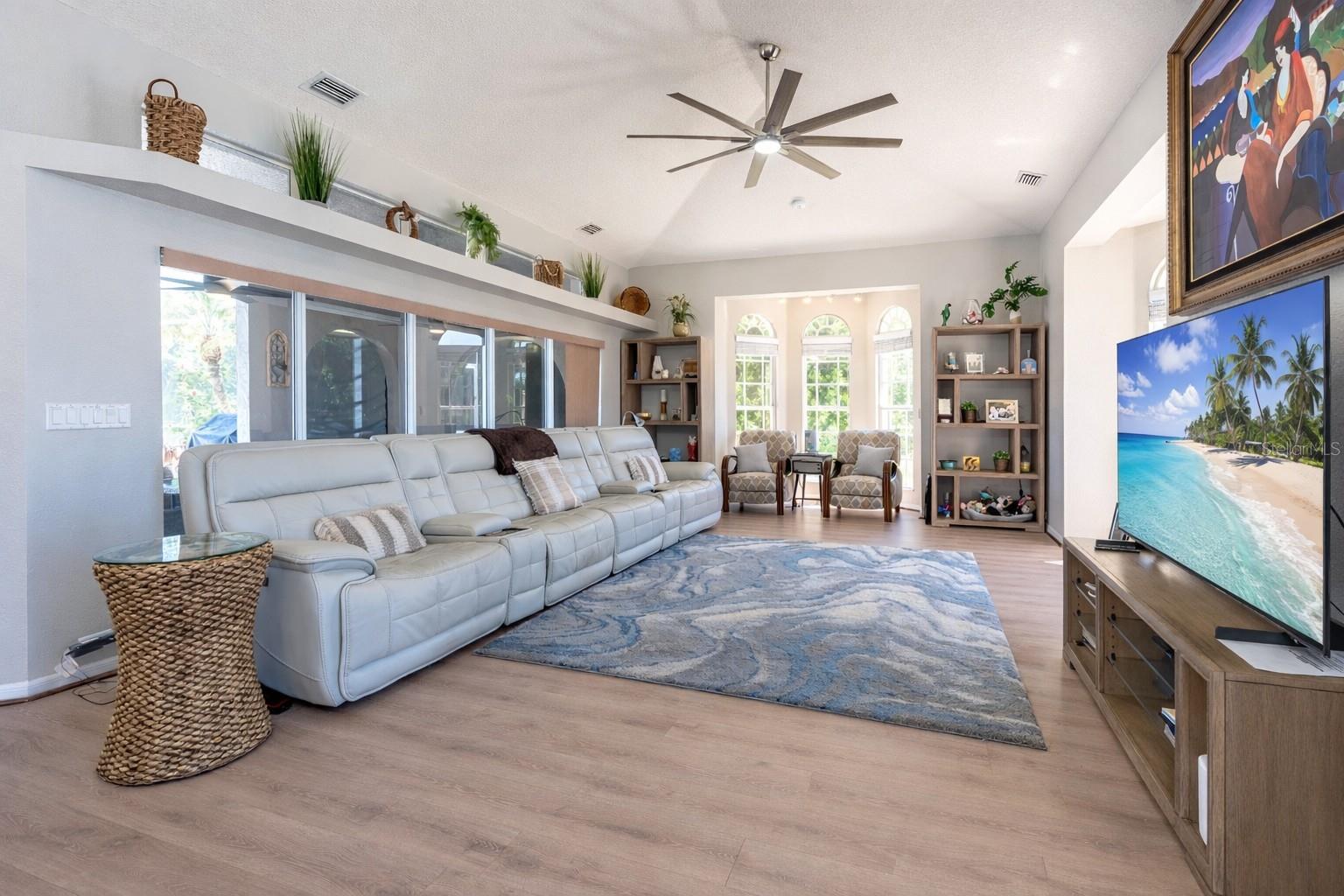 ROTONDA WEST LONG MEADOW - Residential