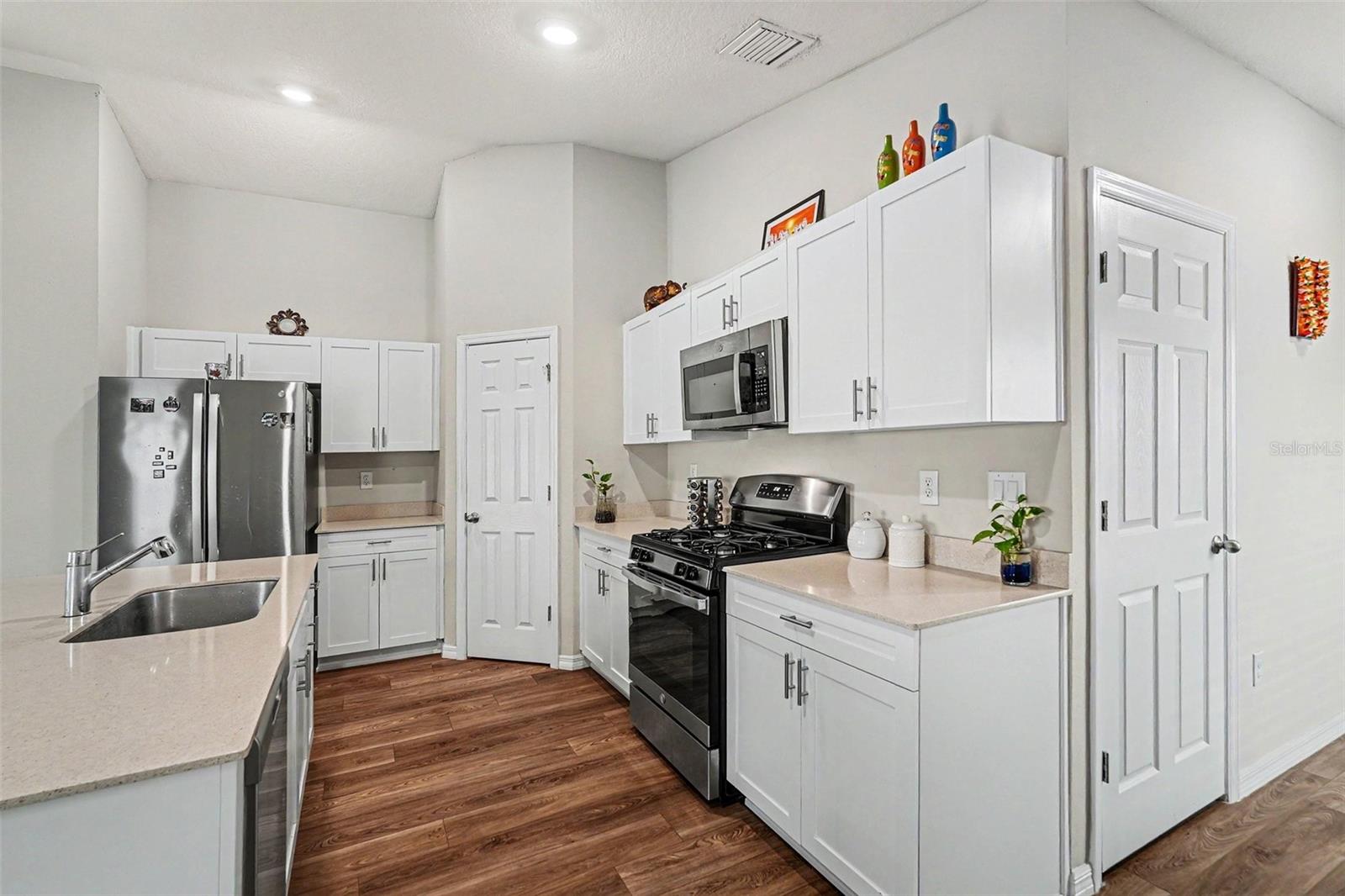 HINTON HAWKSTONE PH 2A & 2B2 - Residential