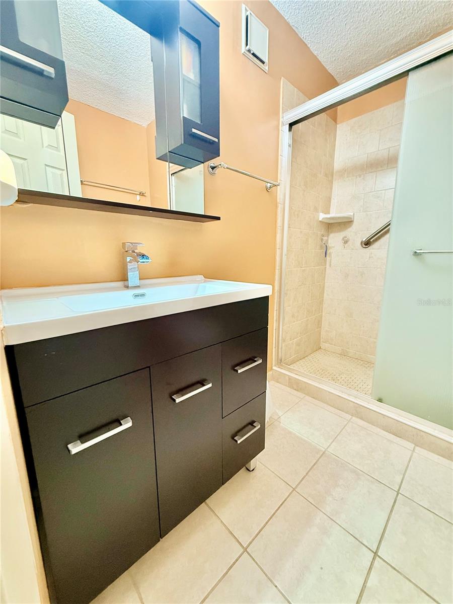 COUNCIL OF OWNERS LOS PINOS - Residential