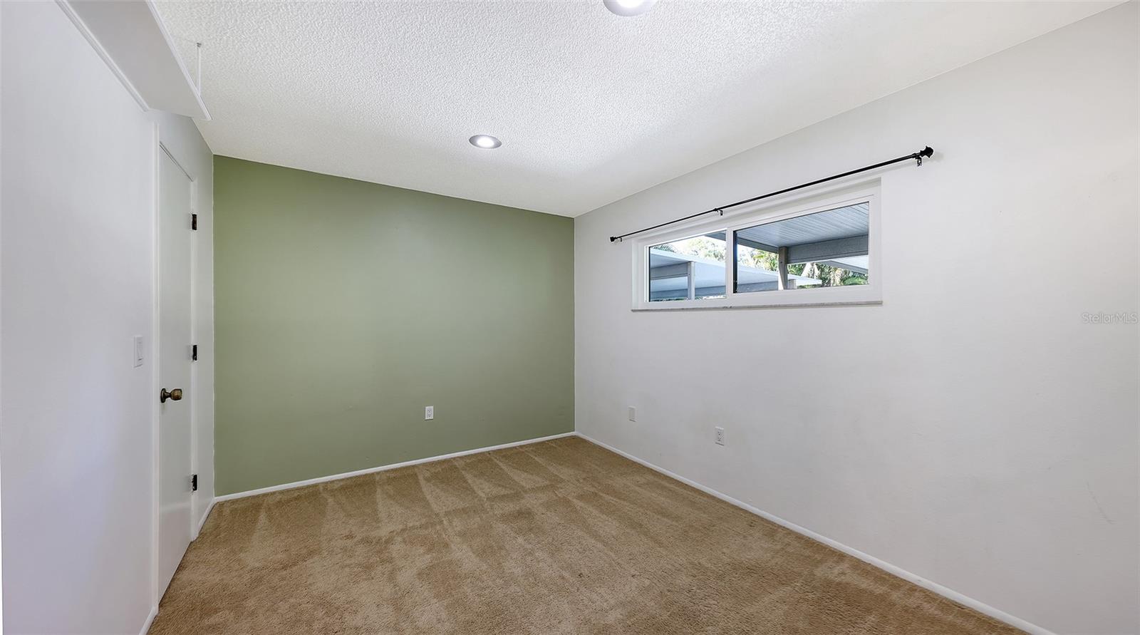 VILLAGE GARDENS - Residential