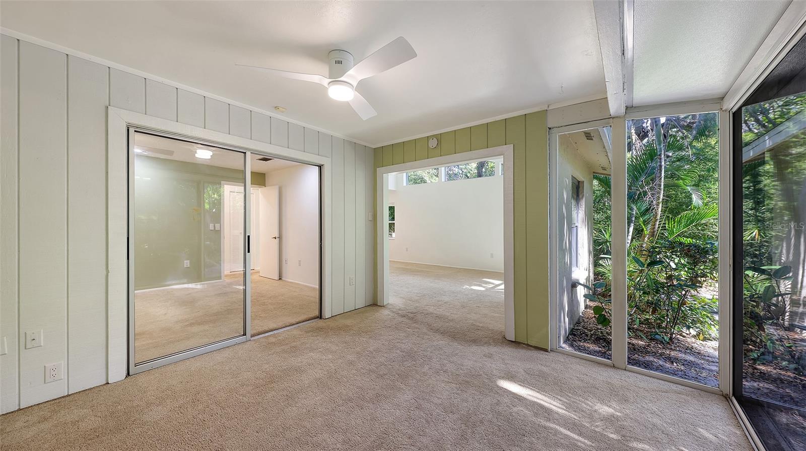 VILLAGE GARDENS - Residential