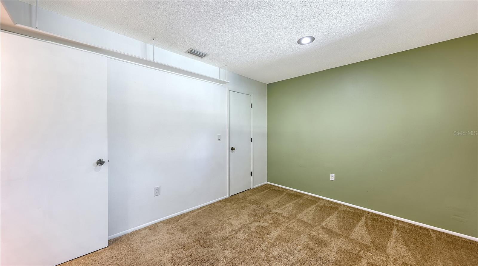 VILLAGE GARDENS - Residential