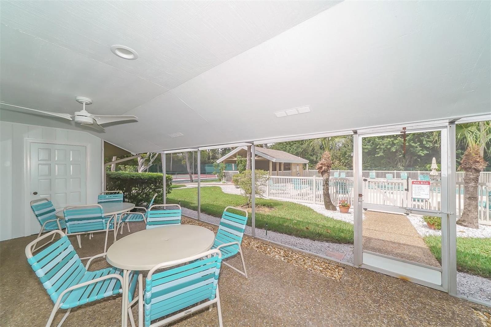 VILLAGE GARDENS - Residential