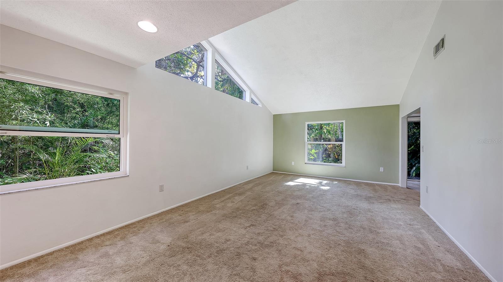 4969 VILLAGE GARDENS DRIVE 52