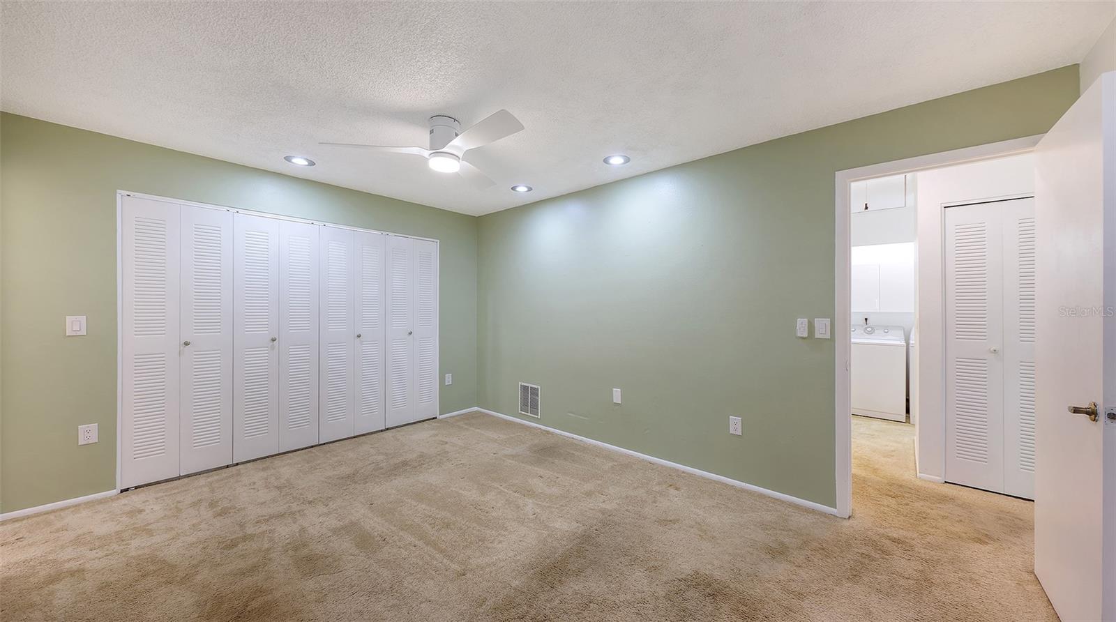 VILLAGE GARDENS - Residential