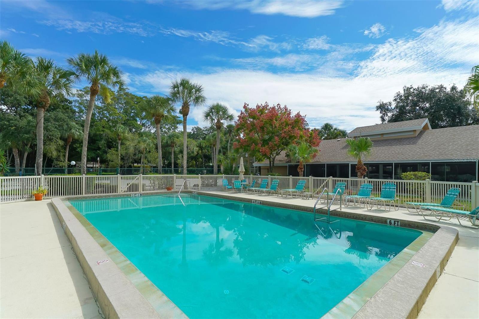 VILLAGE GARDENS - Residential