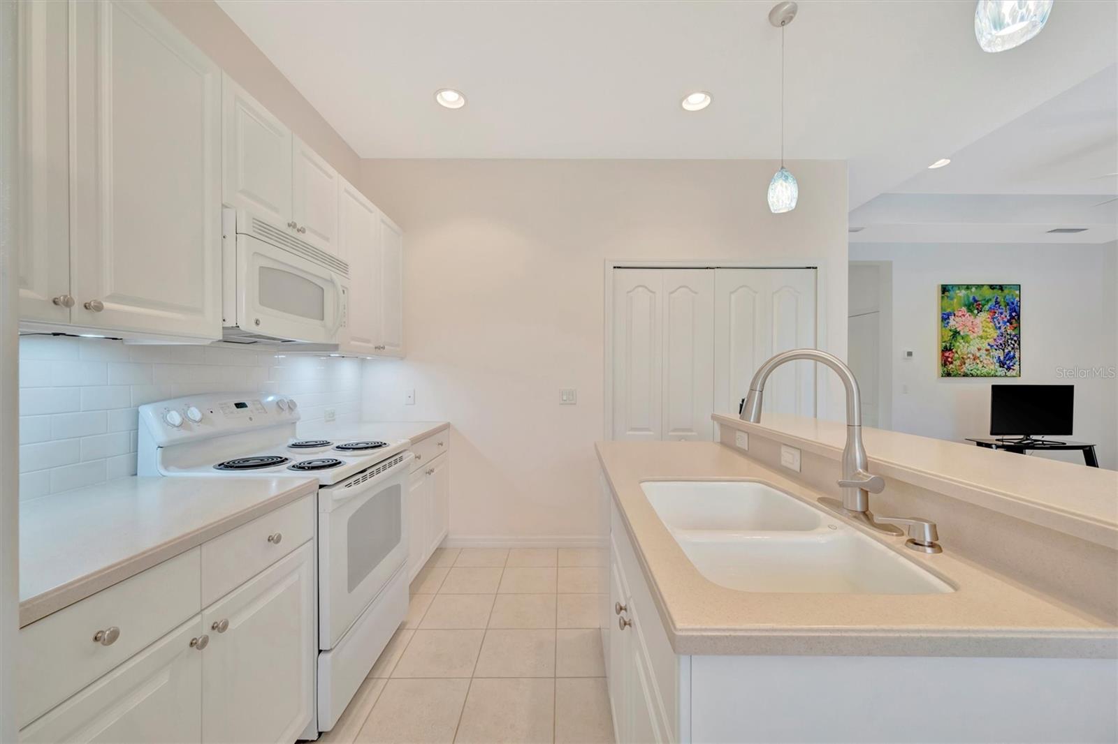 RIVER SOUND - Residential