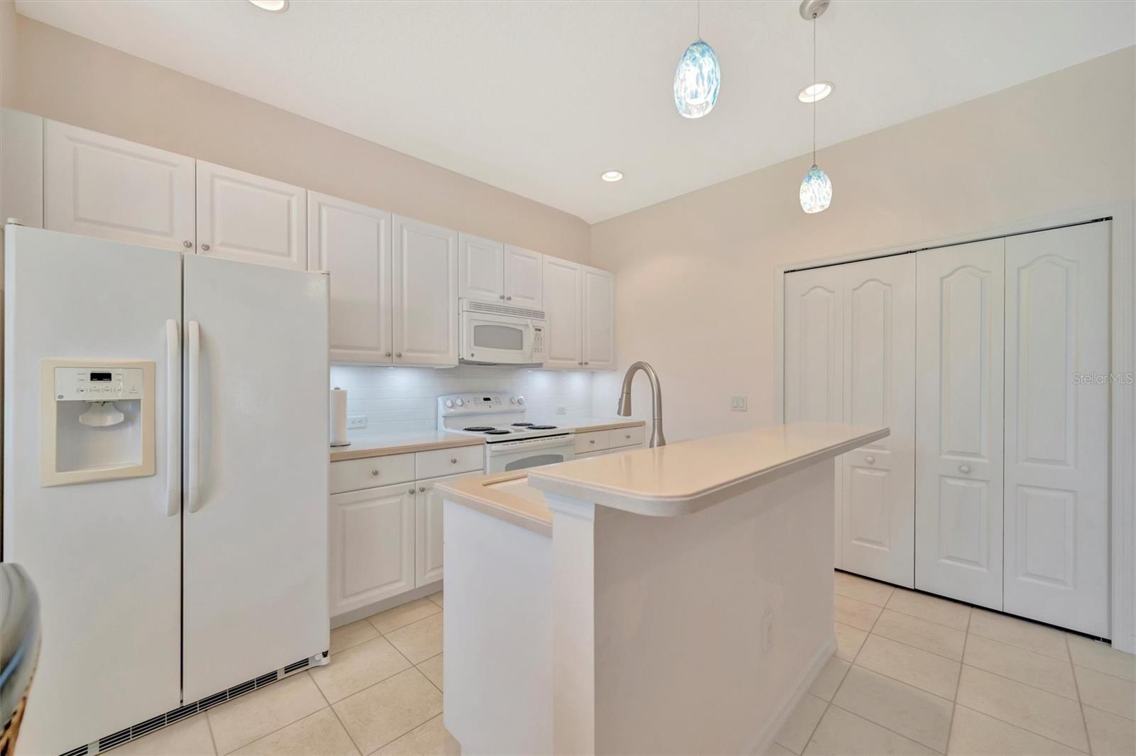 RIVER SOUND - Residential