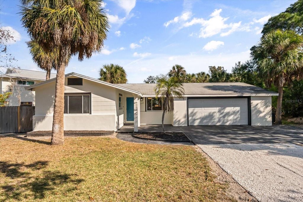 Photo of 10395 San Martin Boulevard NE, St Petersburg, FL 33702 (MLS # O6377126)