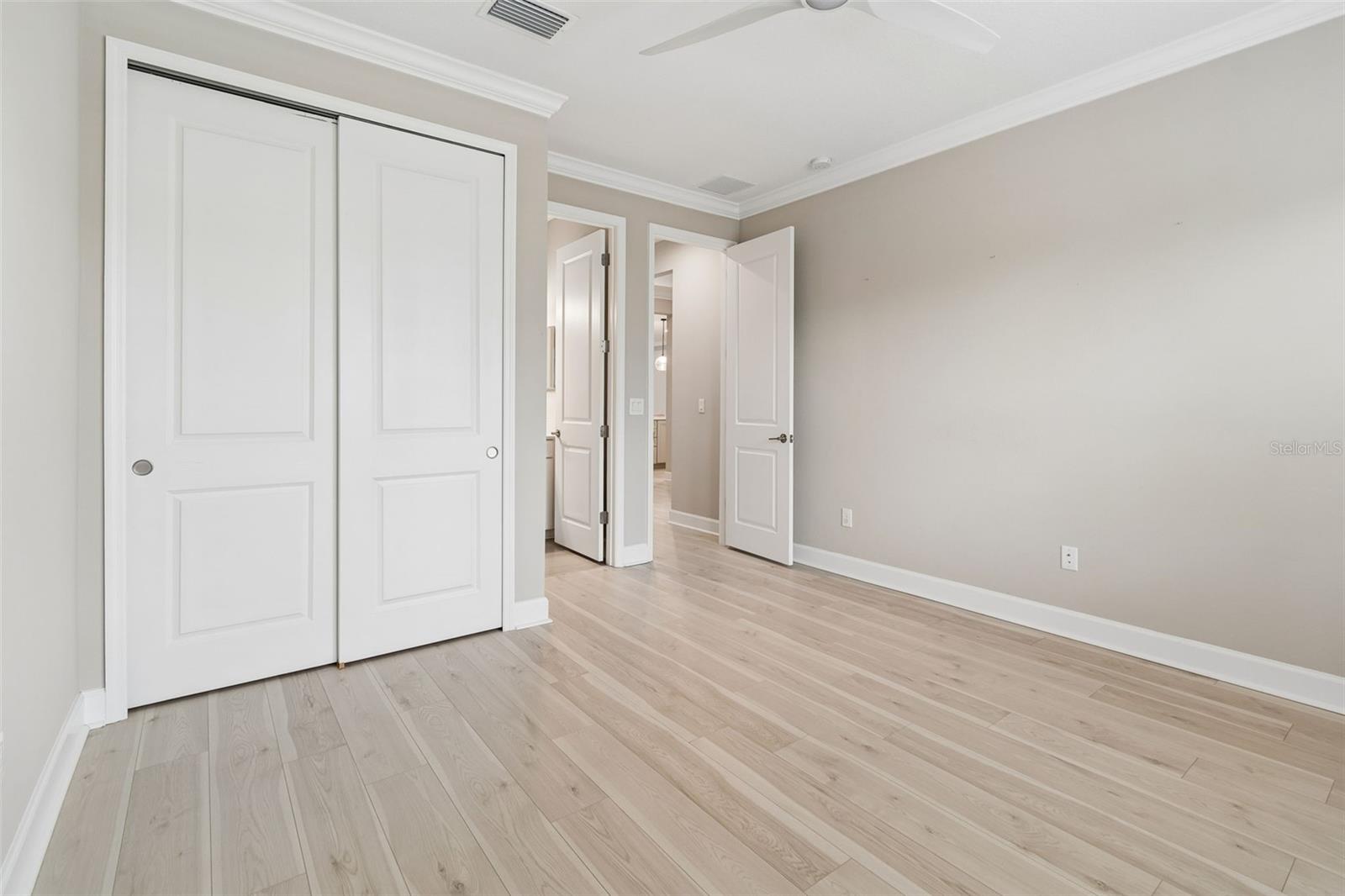 RIVER LANDING - Residential