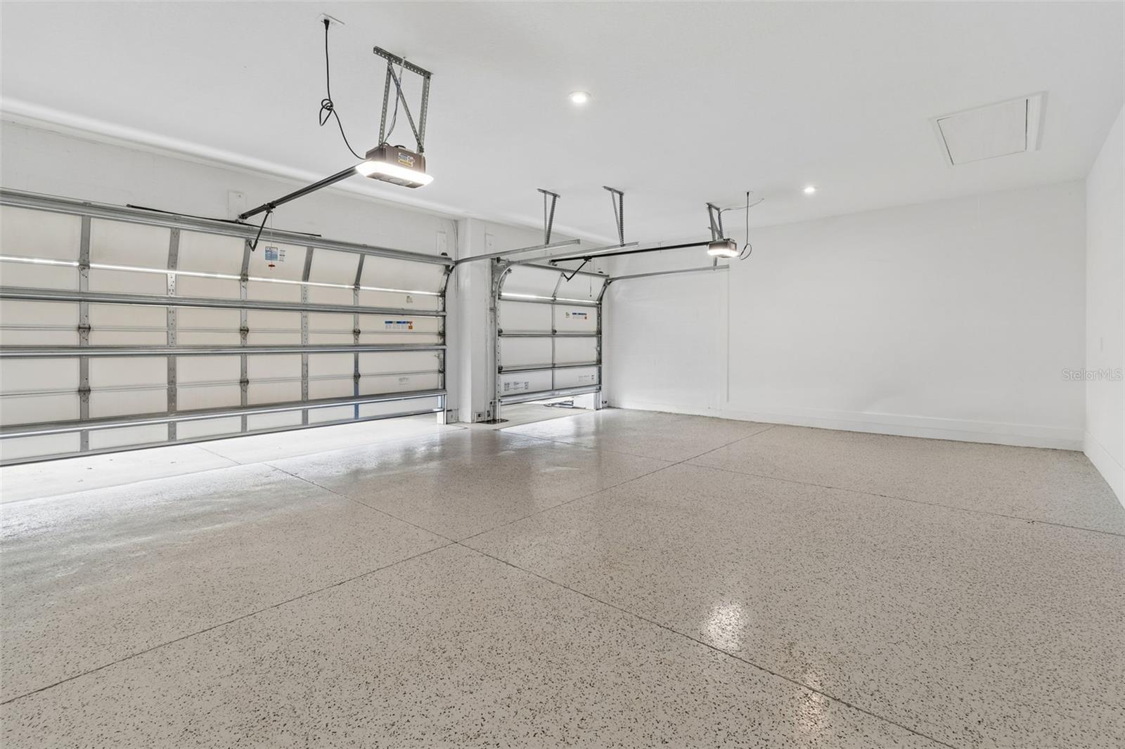 RIVER LANDING - Residential