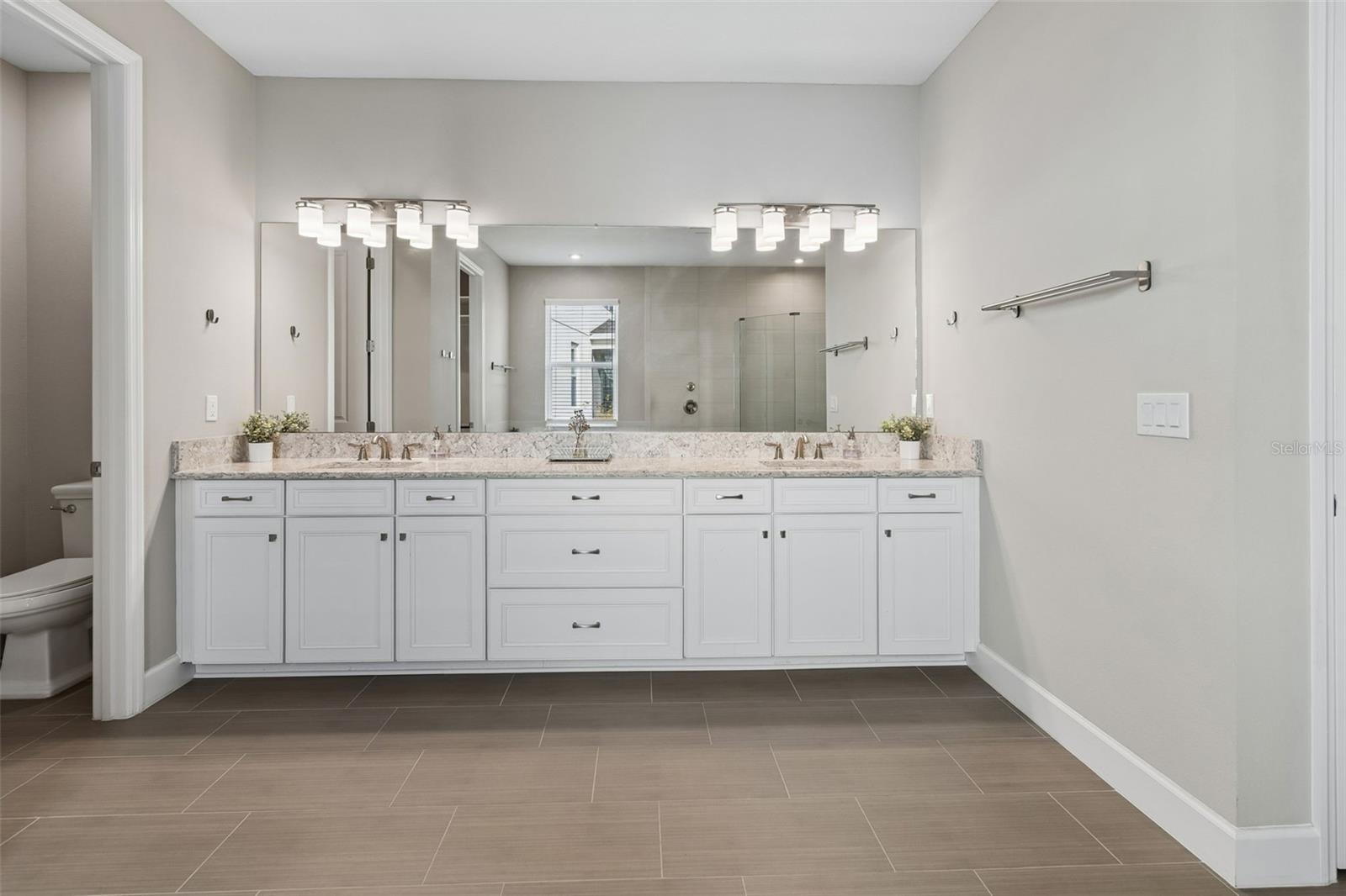 RIVER LANDING - Residential